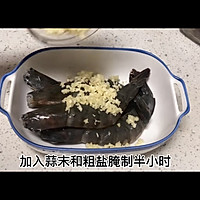 年后减脂新手必学  蒜香盐烤虾的做法图解1