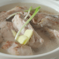 开胃又祛湿的暖身炖汤——肉骨茶的做法图解4