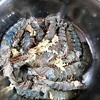 油焖黑虎虾的做法图解3