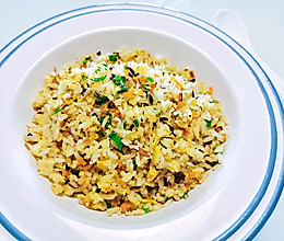 #快手又营养，我家的冬日必备菜品#米饭这么炒营养又美味！的做法
