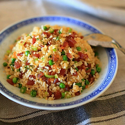 腊味咸蛋黄炒饭