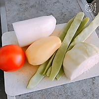 蔬菜炸酱菠菜面的做法图解4