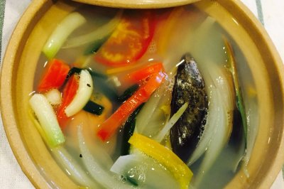 Mussel Clay Pot Soup