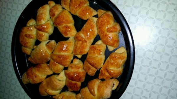 香脆蜂蜜牛角包