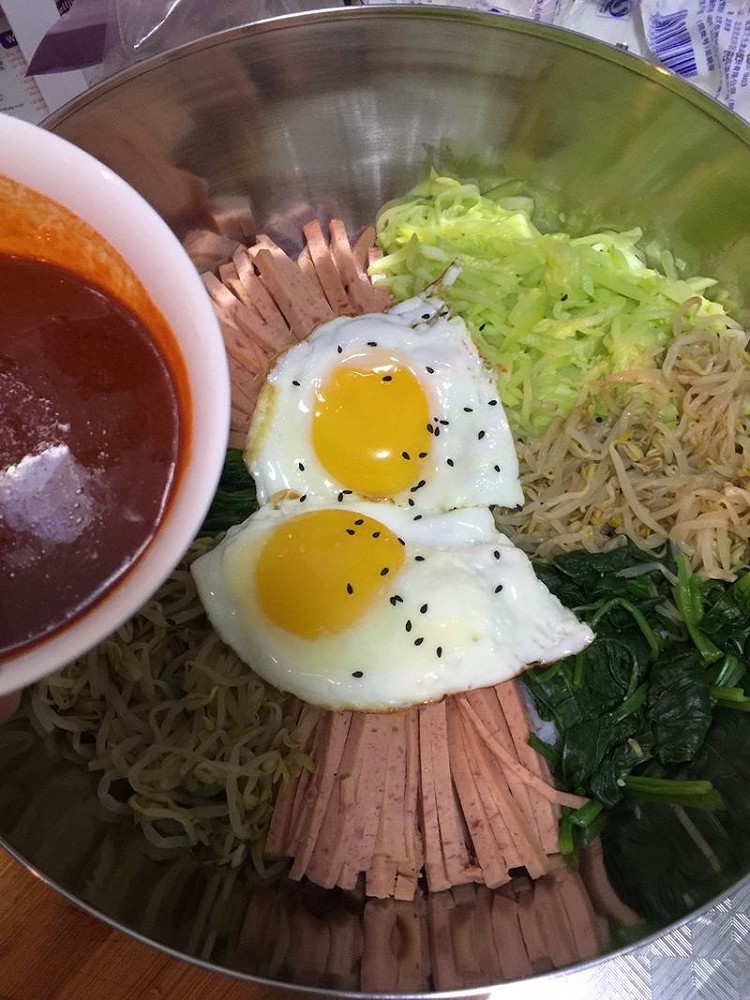 韩式拌饭（非石锅版）的做法