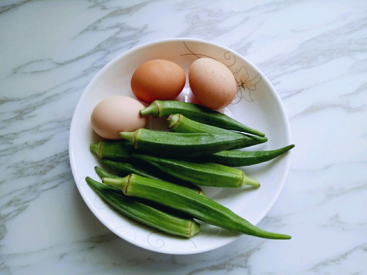秋葵炒鸡蛋怎么做_秋葵炒鸡蛋的做法_枭笑_豆果美食