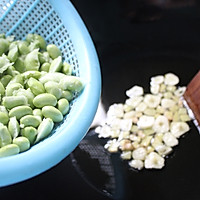 丝瓜烩青豆的做法图解7