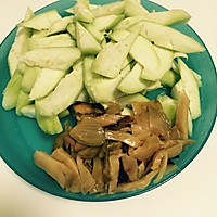 木子减肥珍藏：榨菜丝炒丝瓜的做法图解1