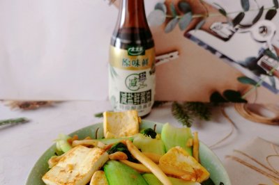 豆腐烧油菜