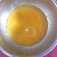 基础戚风蛋糕的做法图解2