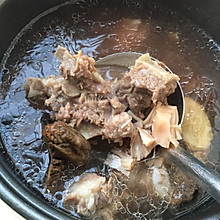 红菇干贝排骨汤