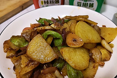 超级下饭的干锅土豆片