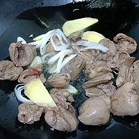 #东古滋味 幸福百味#鸡心炒芹菜的做法图解4