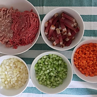 肉酱意面的做法图解2