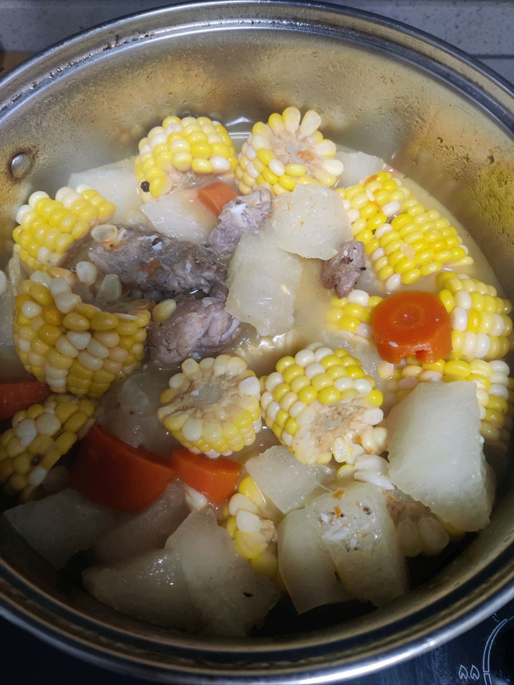玉米冬瓜胡萝卜排骨汤的做法