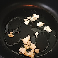 虾仁包菜炒粉丝的做法图解2