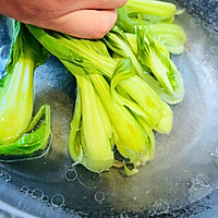 白灼香菇油菜的做法图解8