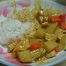 咖喱土豆鸡肉盖饭