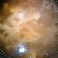 笋尖排骨汤的做法图解8