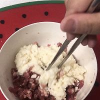 山药肉饼蒸蛋的做法图解3