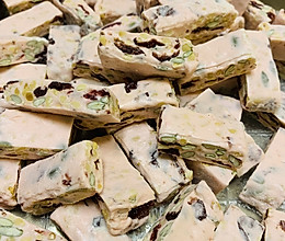 蔓越莓牛轧糖的做法