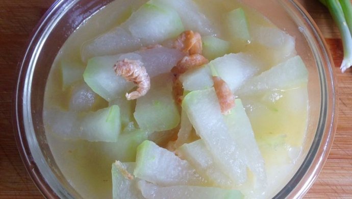 干虾仁烩冬瓜，特别适合夏天吃