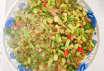 蒜薹炒肉沫的做法