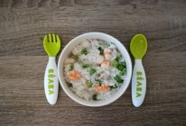 宝宝辅食 - 虾仁豌豆饭的做法