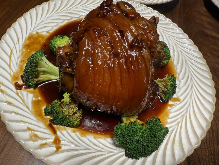 红烧蹄膀的做法