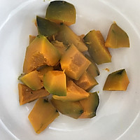南瓜豆沙糯米卷—中式甜品的做法图解1