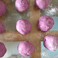 玫瑰花形紫薯馒头的做法图解2
