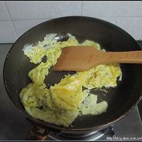 剁椒酸豆角炒鸡蛋的做法图解5
