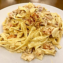 奶油培根意面