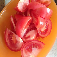 蕃茄肥牛金针菇煲的做法图解1