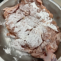 煎鸡腿扒的做法图解2