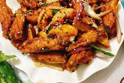 干锅鸡翅土豆条