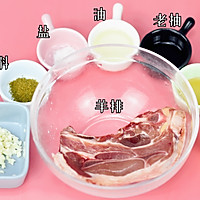 蒜香烤羊排，第一口你就忘不了的做法图解1