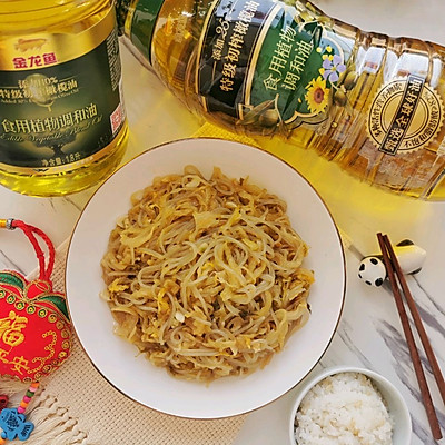 酸菜炒粉