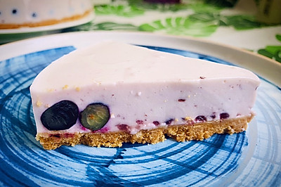 蓝莓酸奶慕斯（不用烤箱就可以做的蛋糕）