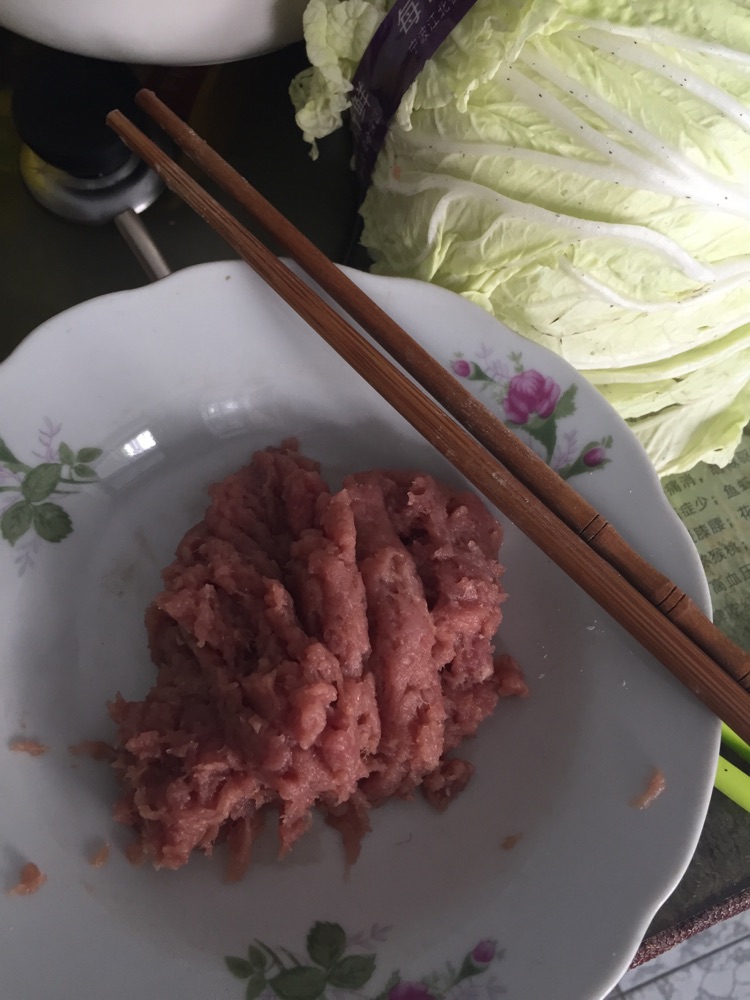鲜肉小馄饨（宝宝辅食）的做法图解1