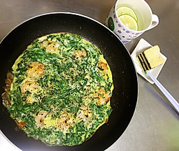 鲜蔬虾仁鸡蛋饼的做法