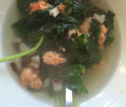 肉丸子菠菜香菇汤的做法