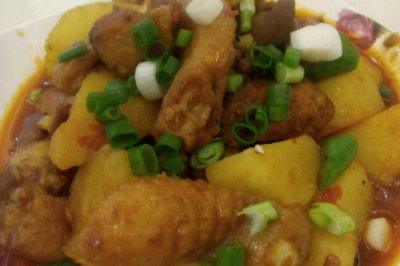 土豆块烧鸡