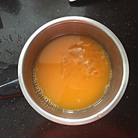 沙棘汁流心慕斯杯#让爱不负好食光#的做法图解3
