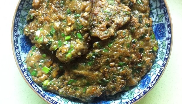 孜然韭菜牛肉饼的做法