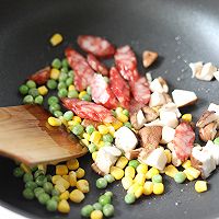 家常腊肠焖米饭 -电饭煲版的做法图解4