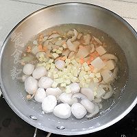 鲜美【虾丸香菇豆腐汤】的做法图解9