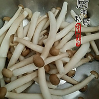 玉米栗子童子鸡的做法图解3