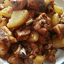 琵琶腿炖土豆