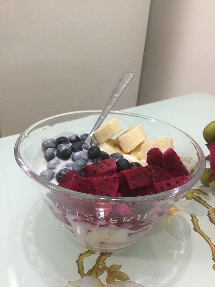 酸奶水果捞的做法